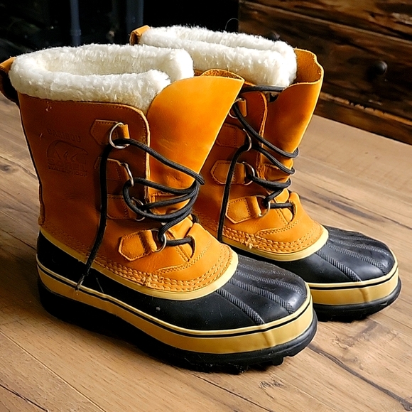 Sorel Other - Sorel caribou waterproof mens boots sz 7
